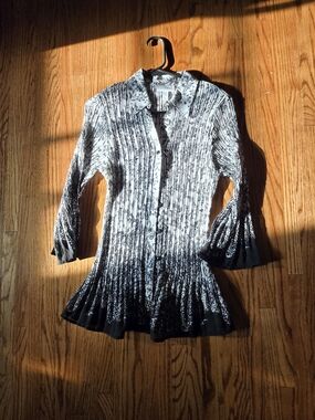 Fashion Bug Black and White Pleated Button-Up Blouse